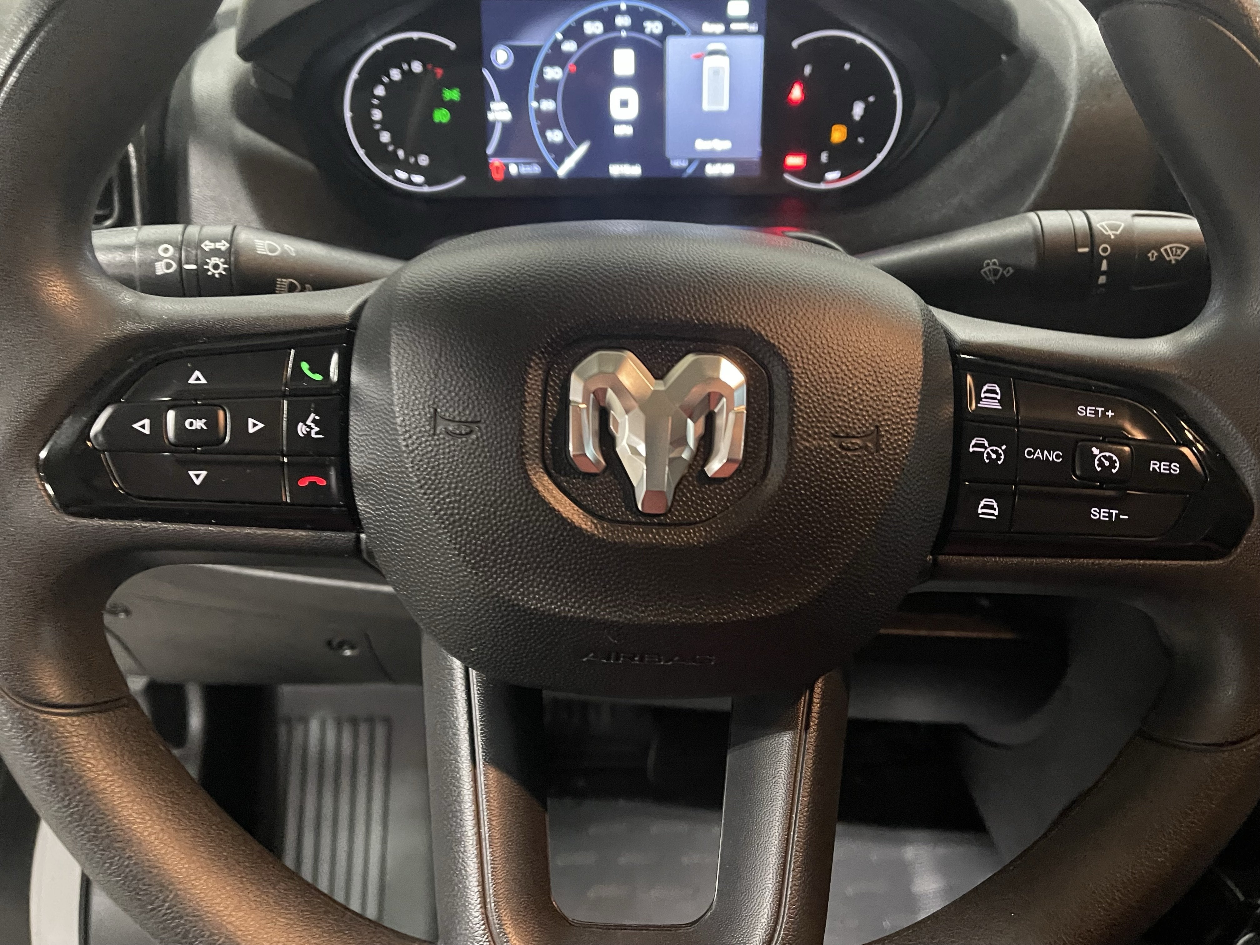 2025 RAM ProMaster 2500 Base