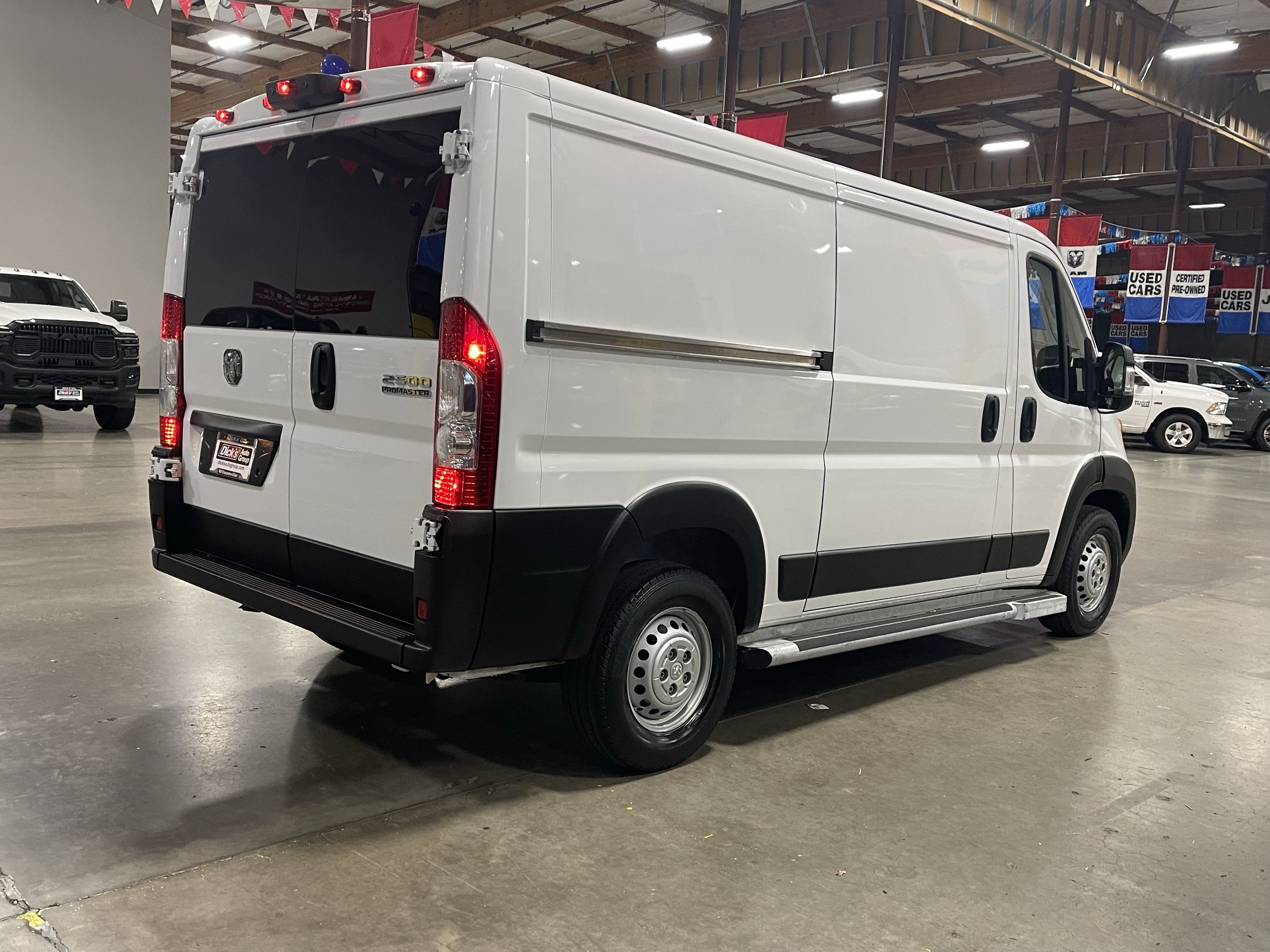 2025 RAM ProMaster 2500 Base