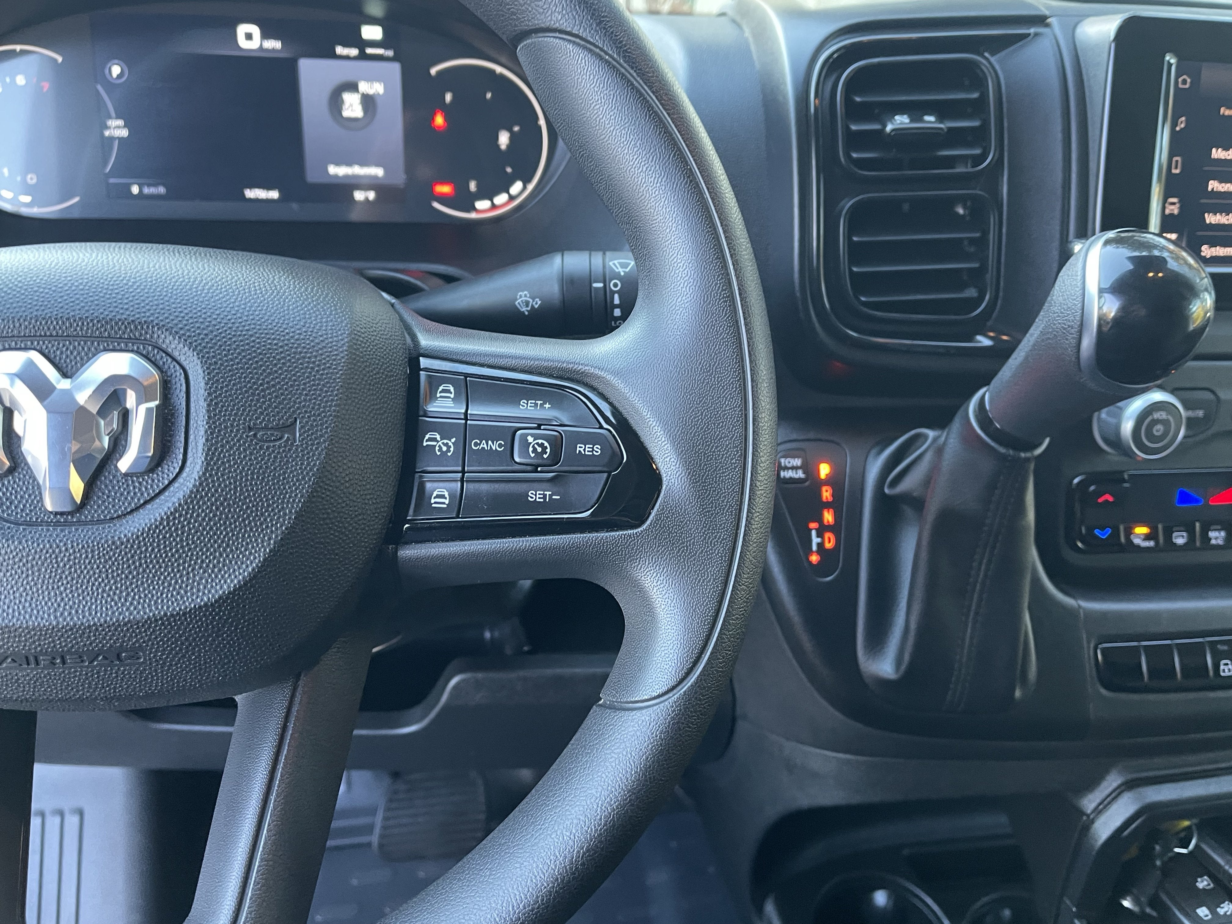 2025 RAM ProMaster 2500 Base