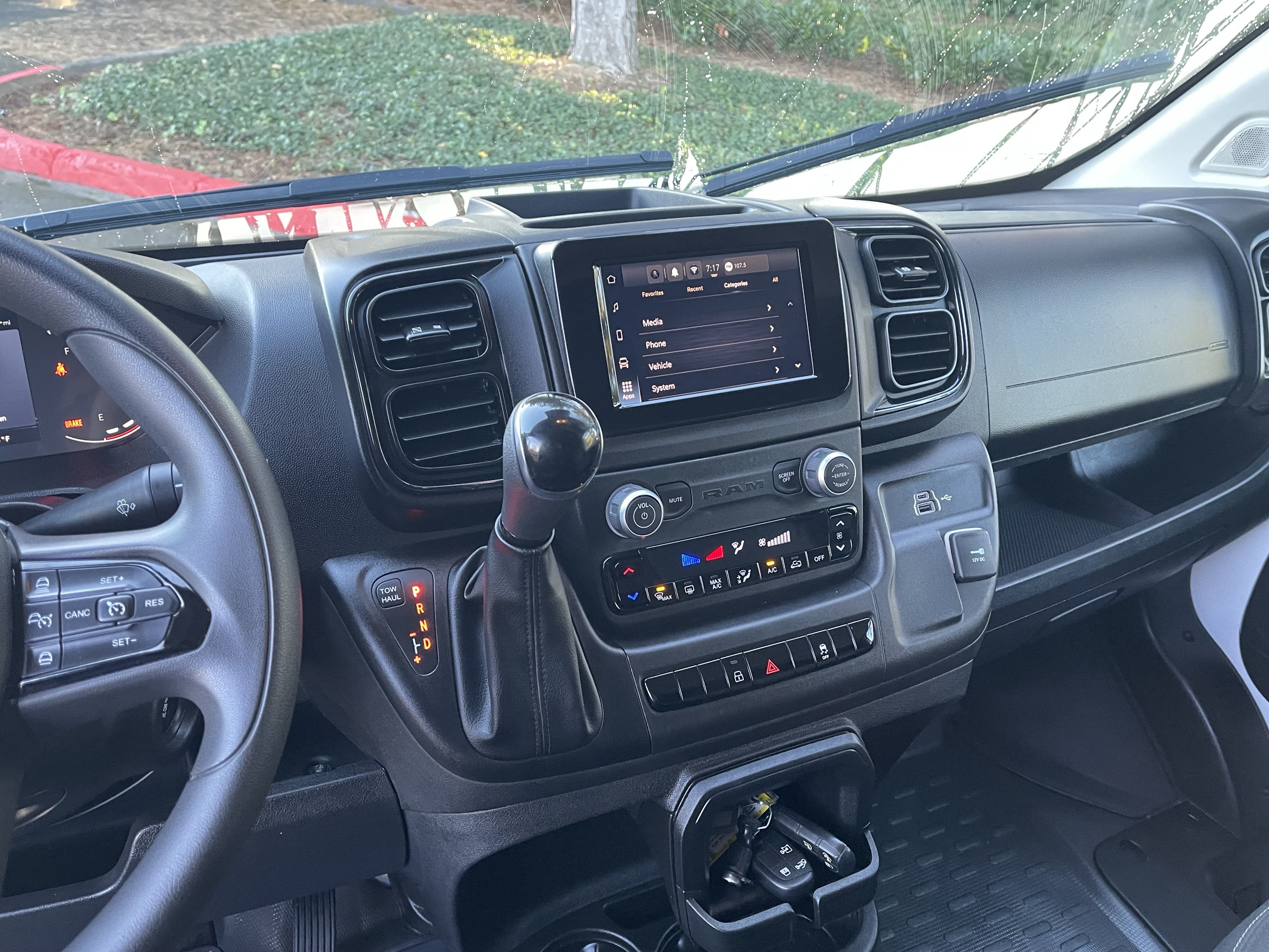 2025 RAM ProMaster 2500 Base