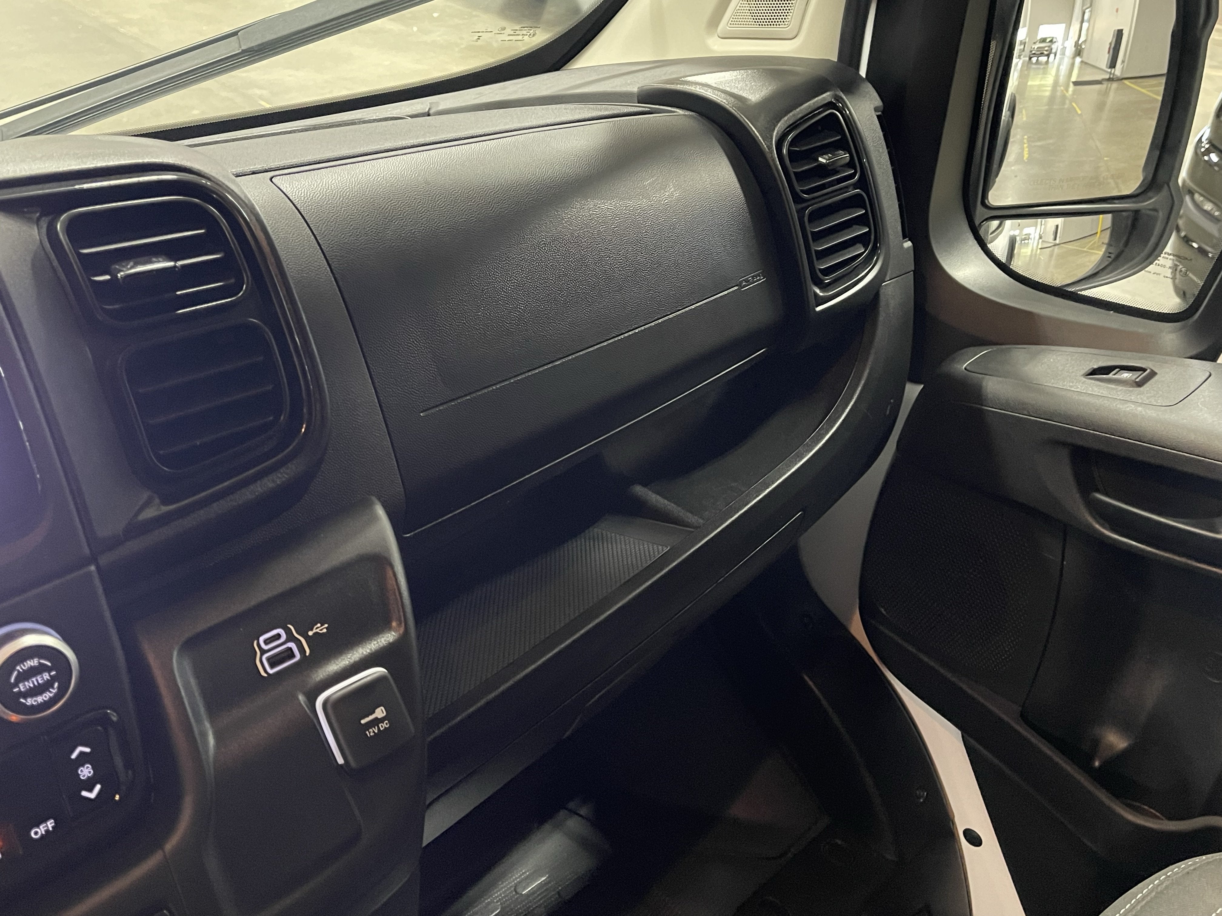 2025 RAM ProMaster 2500 Base