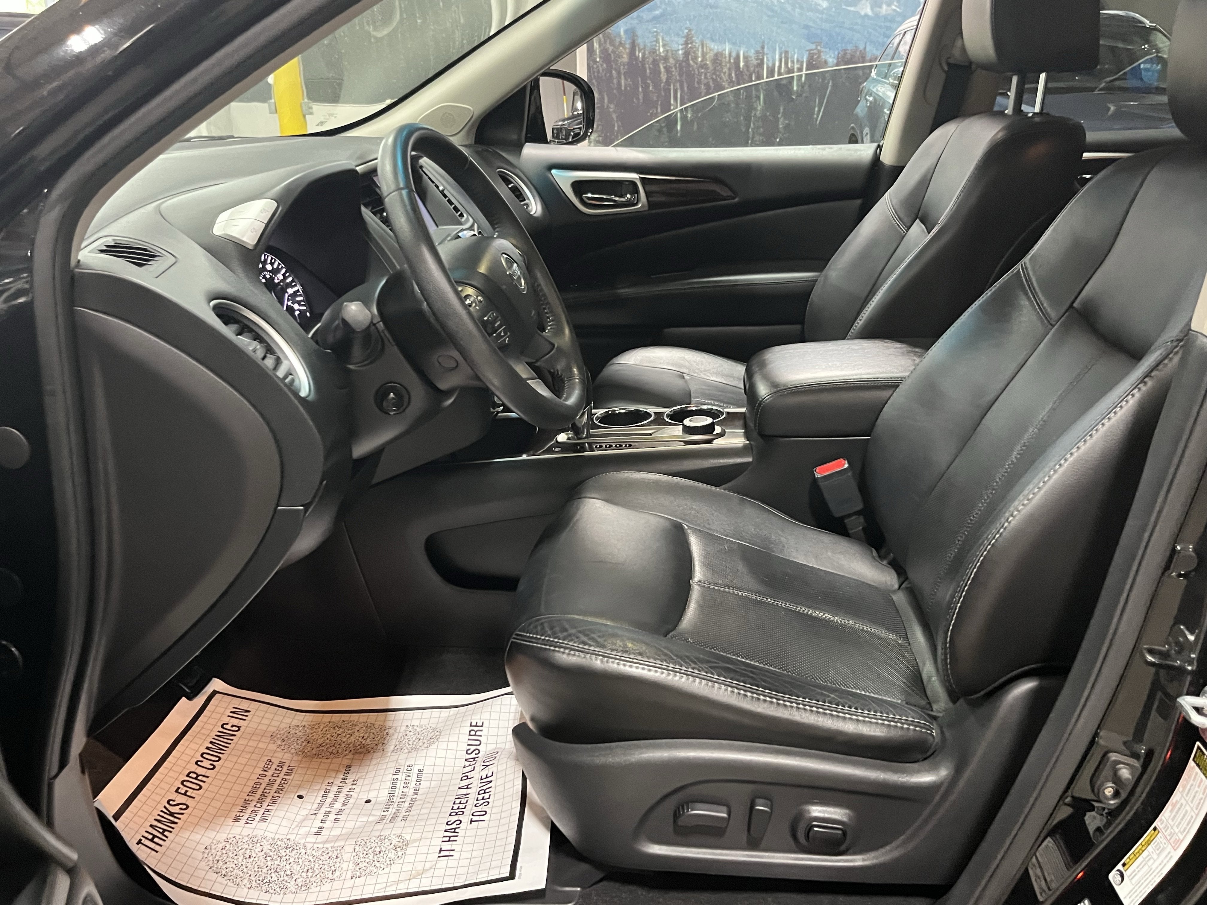 2013 Nissan Pathfinder Platinum