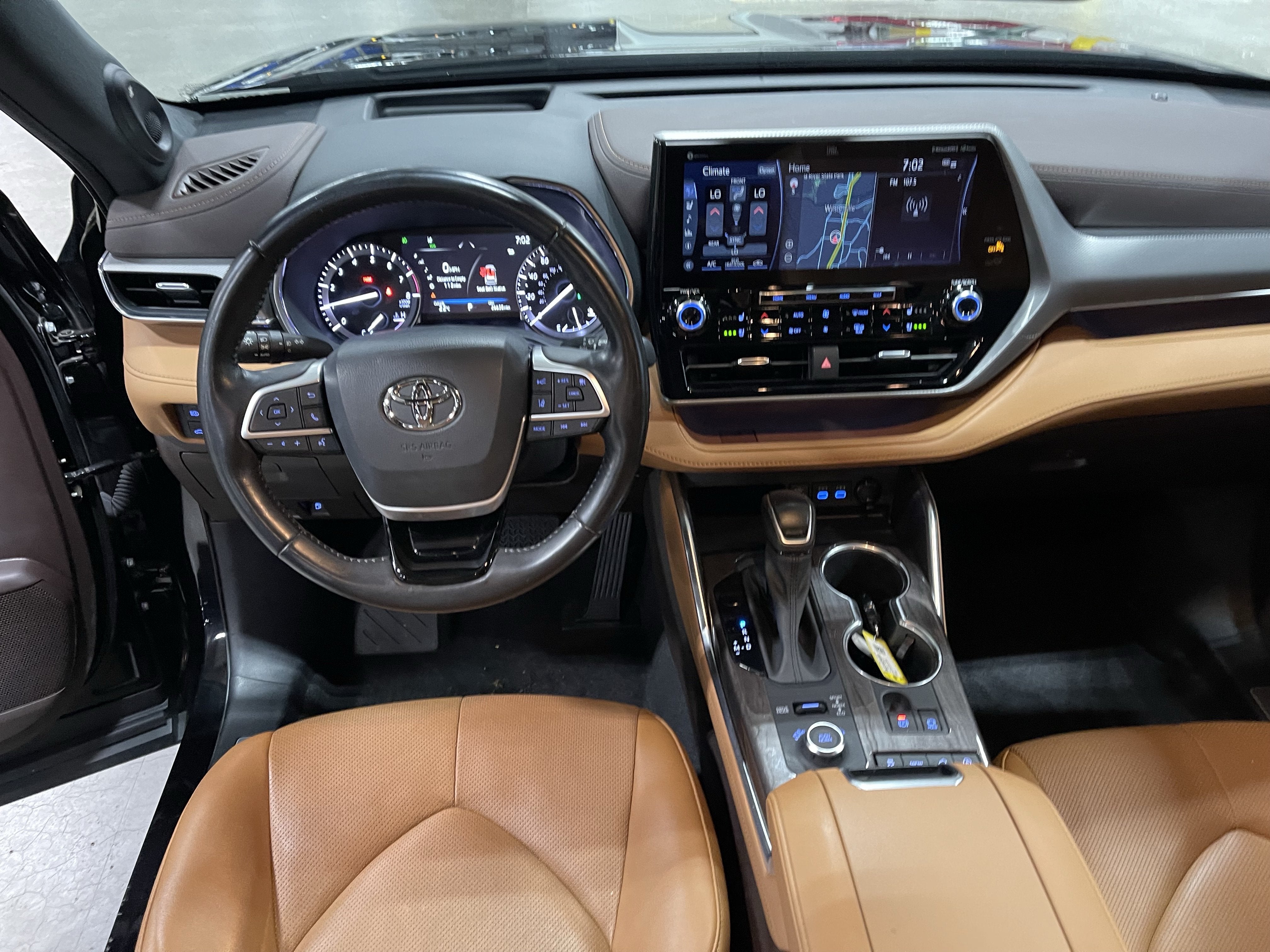 2022 Toyota Highlander Platinum
