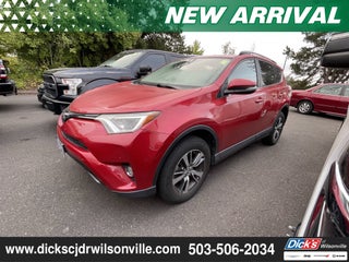 2017 Toyota RAV4 XLE