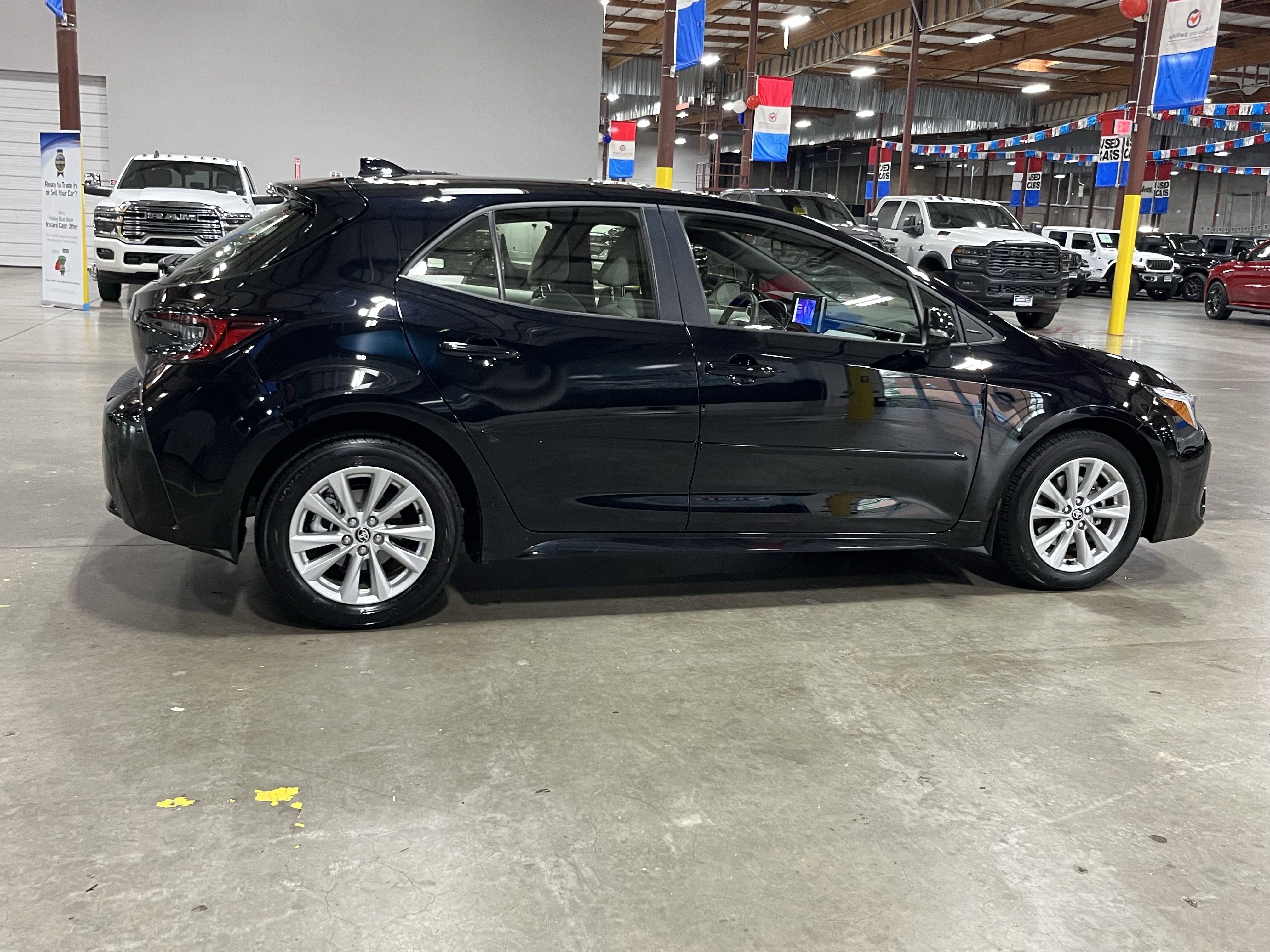 2024 Toyota Corolla Hatchback SE