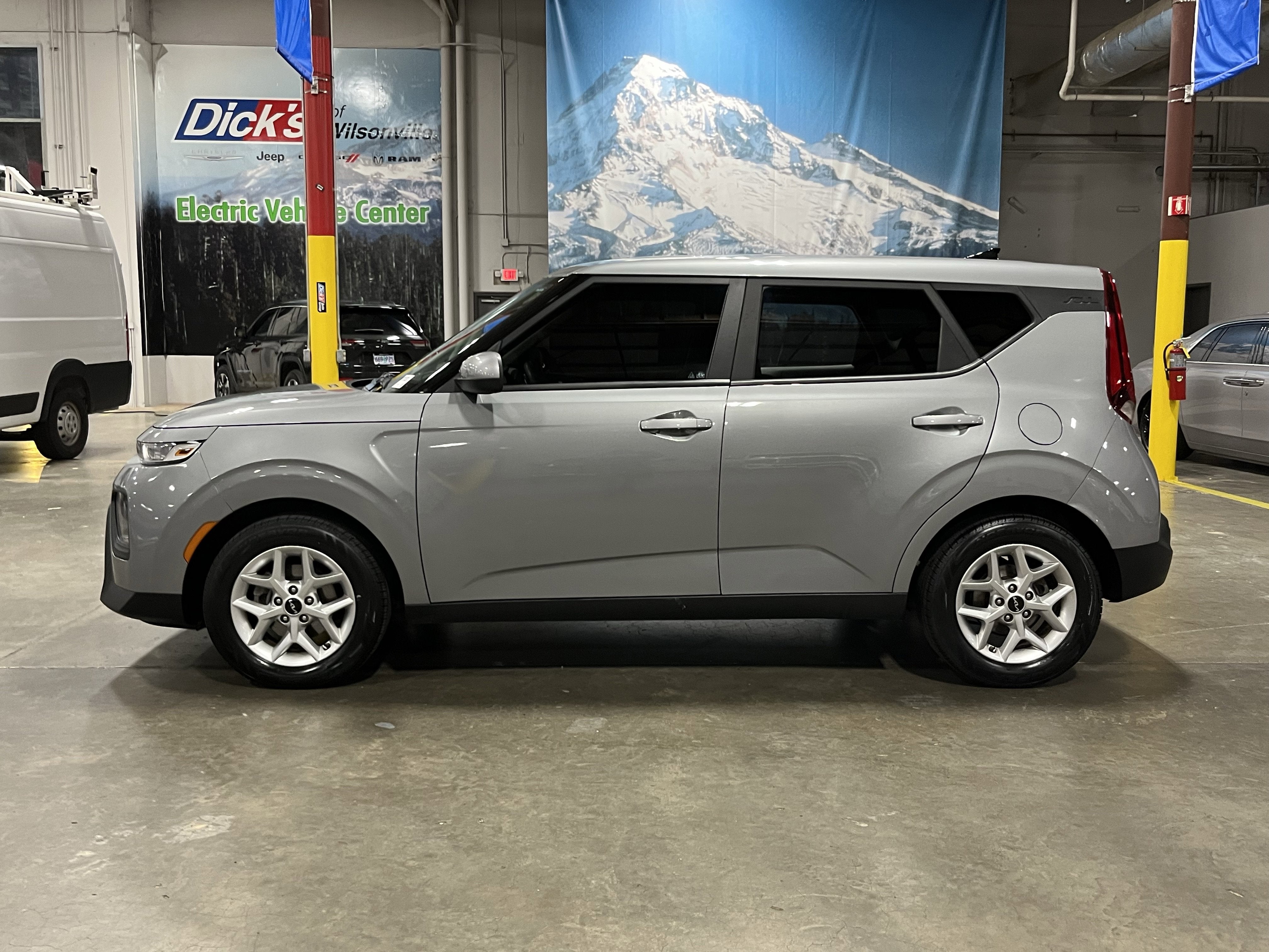 2022 Kia Soul LX