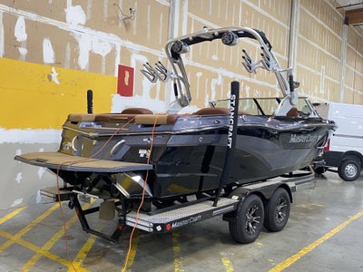 2017 Master Craft X23 Base