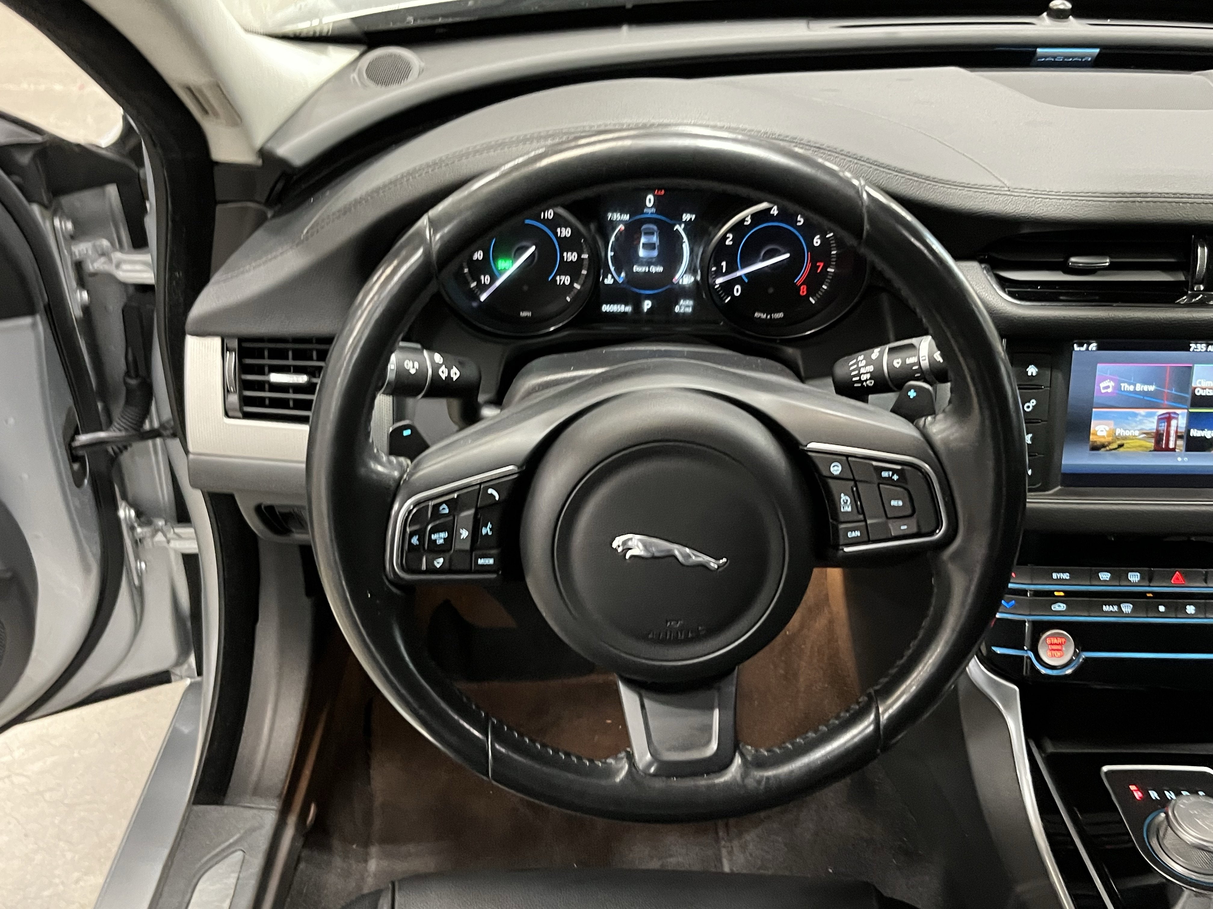 2016 Jaguar XF 35t Premium