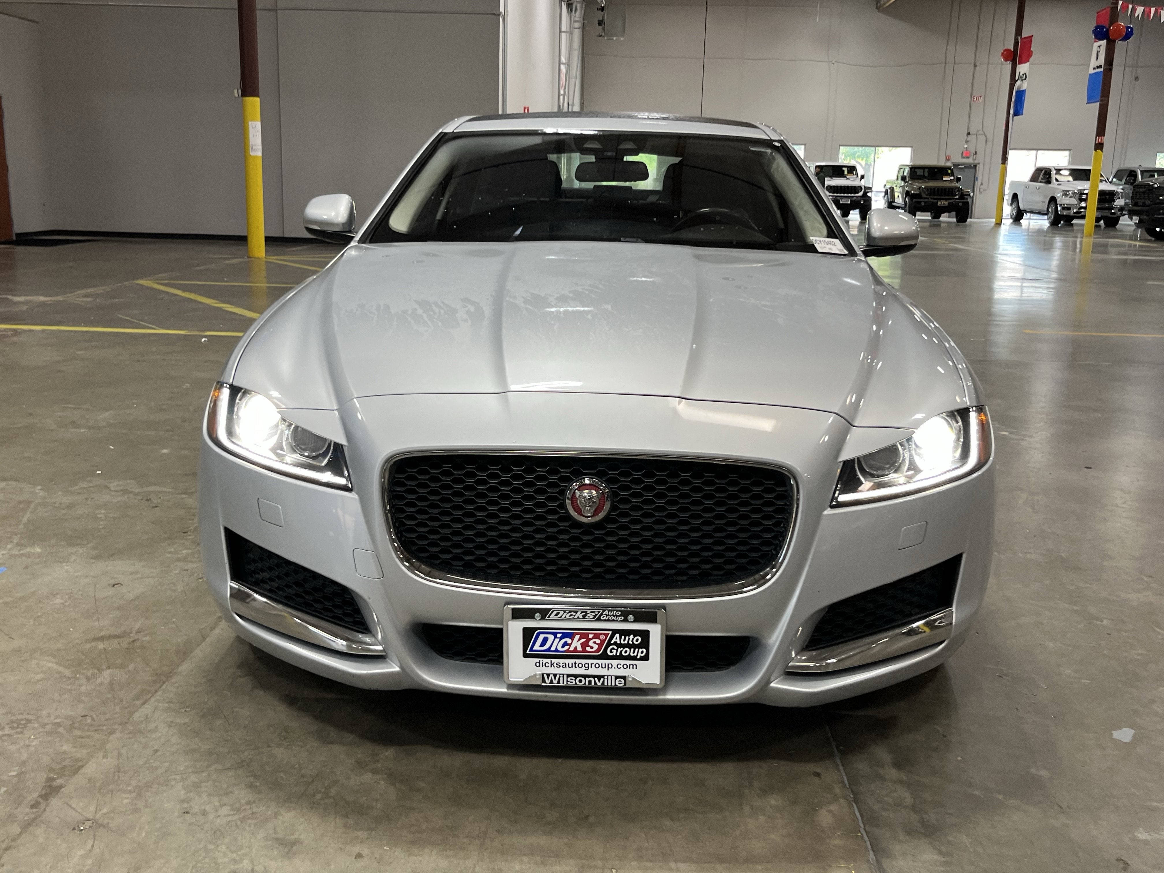 2016 Jaguar XF 35t Premium