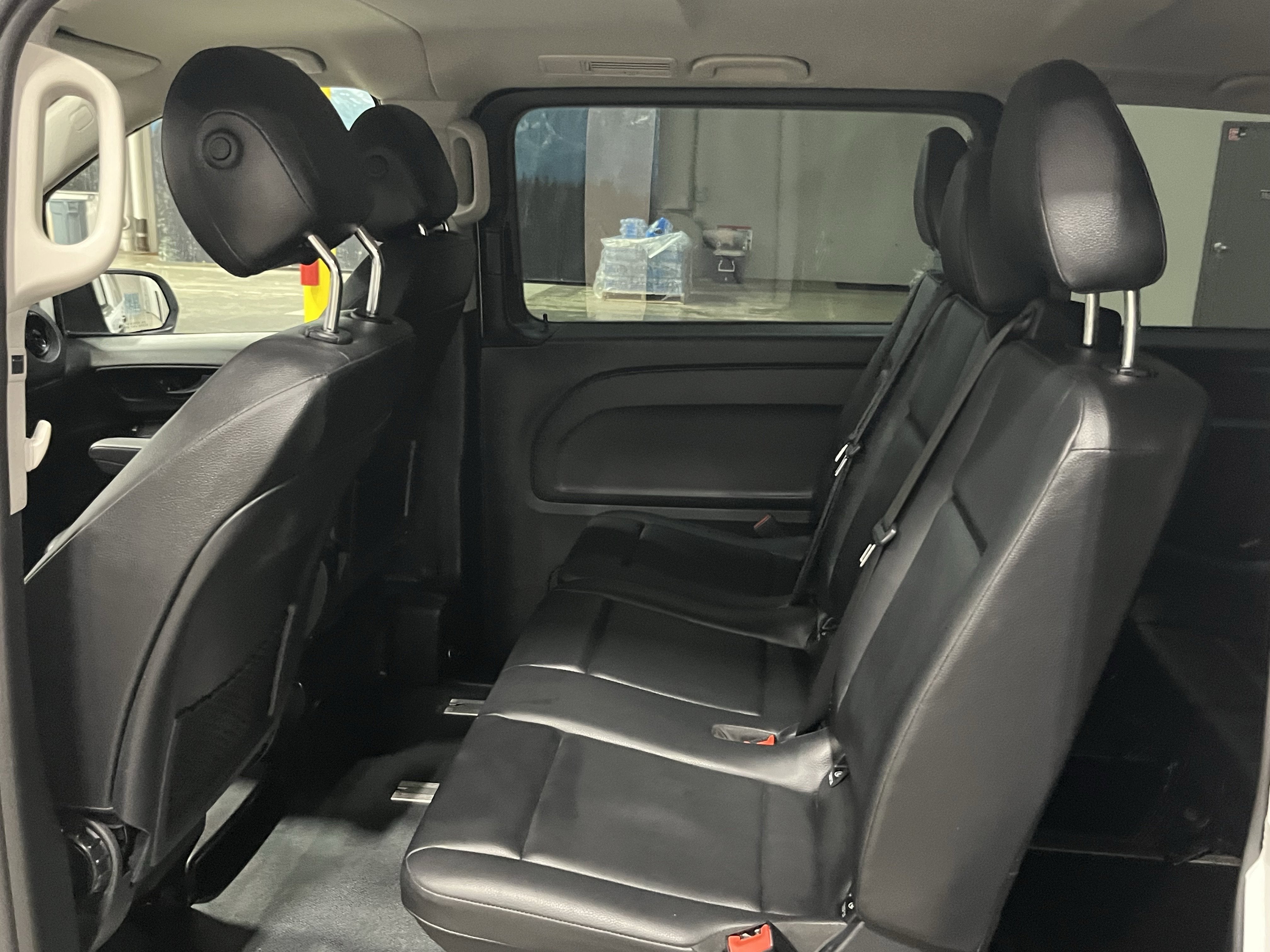 2023 Mercedes-Benz Metris Passenger