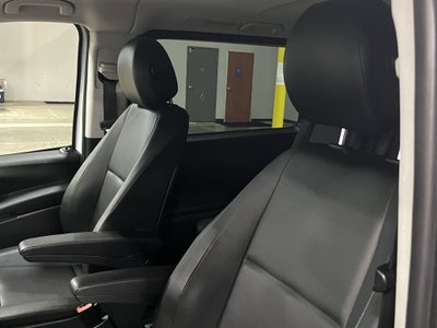 2023 Mercedes-Benz Metris Passenger