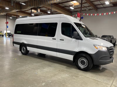 2024 Mercedes-Benz Sprinter 2500 Passenger 170 WB