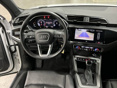 2025 Audi Q3 Premium
