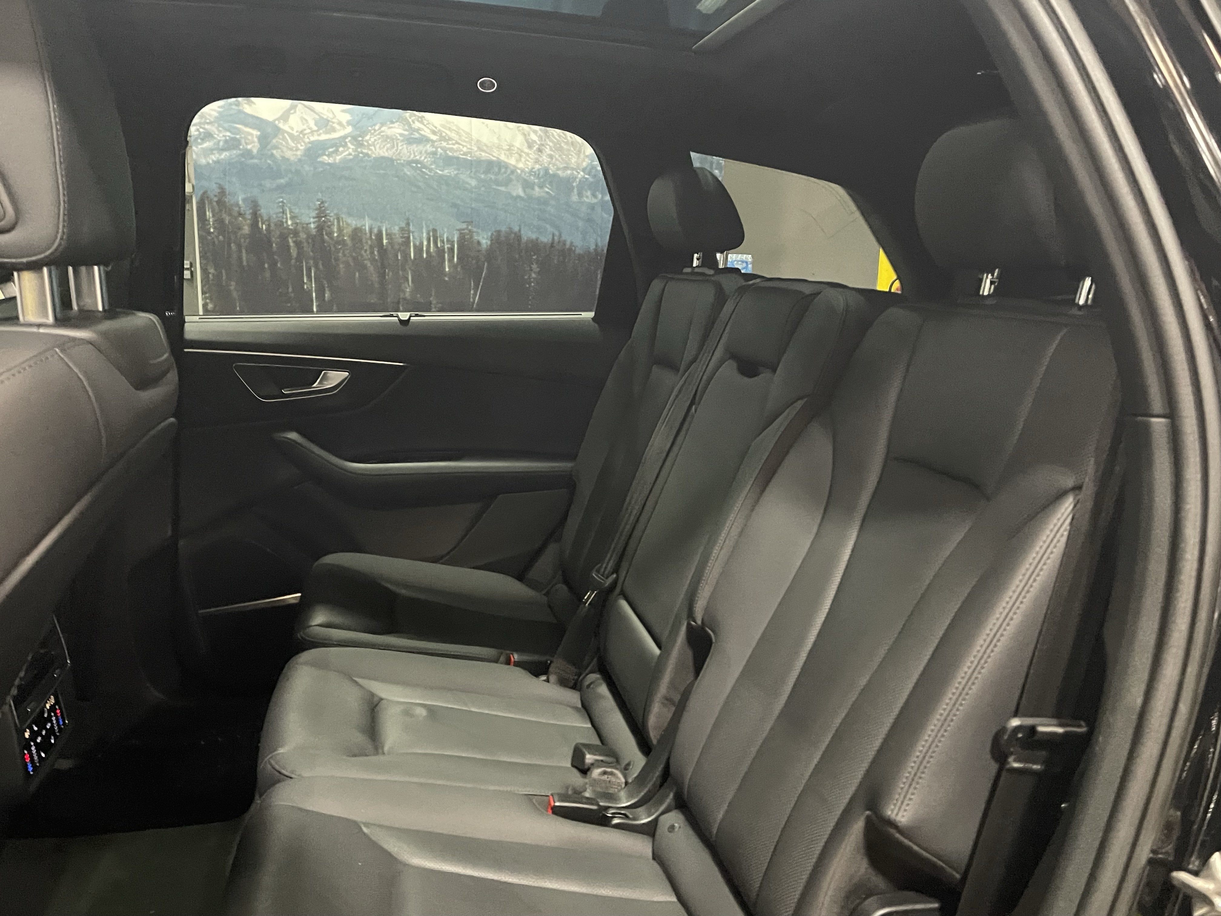 2021 Audi Q7 55 Premium Plus