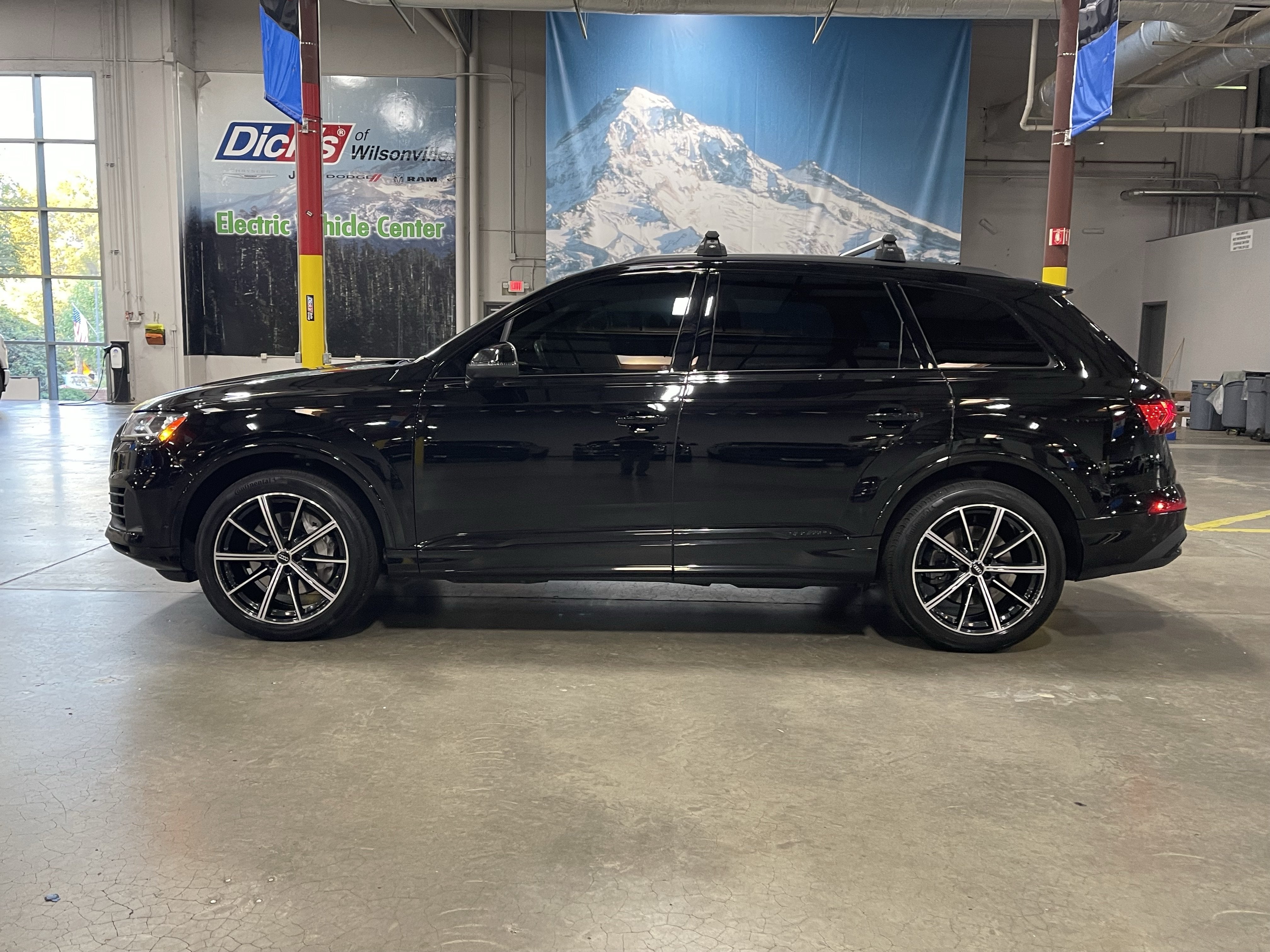 2021 Audi Q7 55 Premium Plus