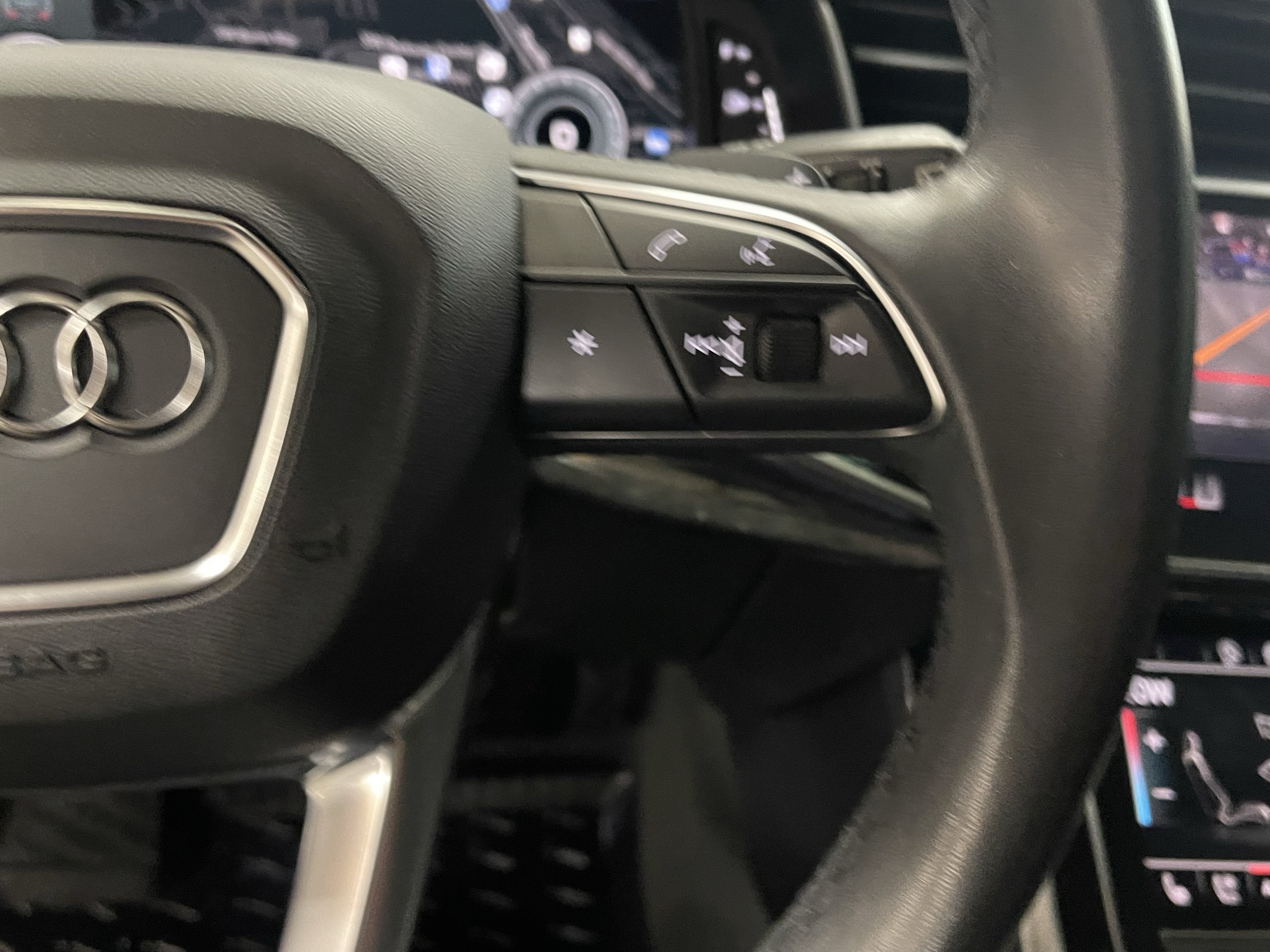 2021 Audi Q7 55 Premium Plus
