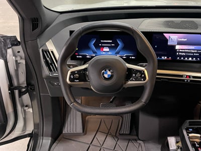 2026 BMW iX xDrive45