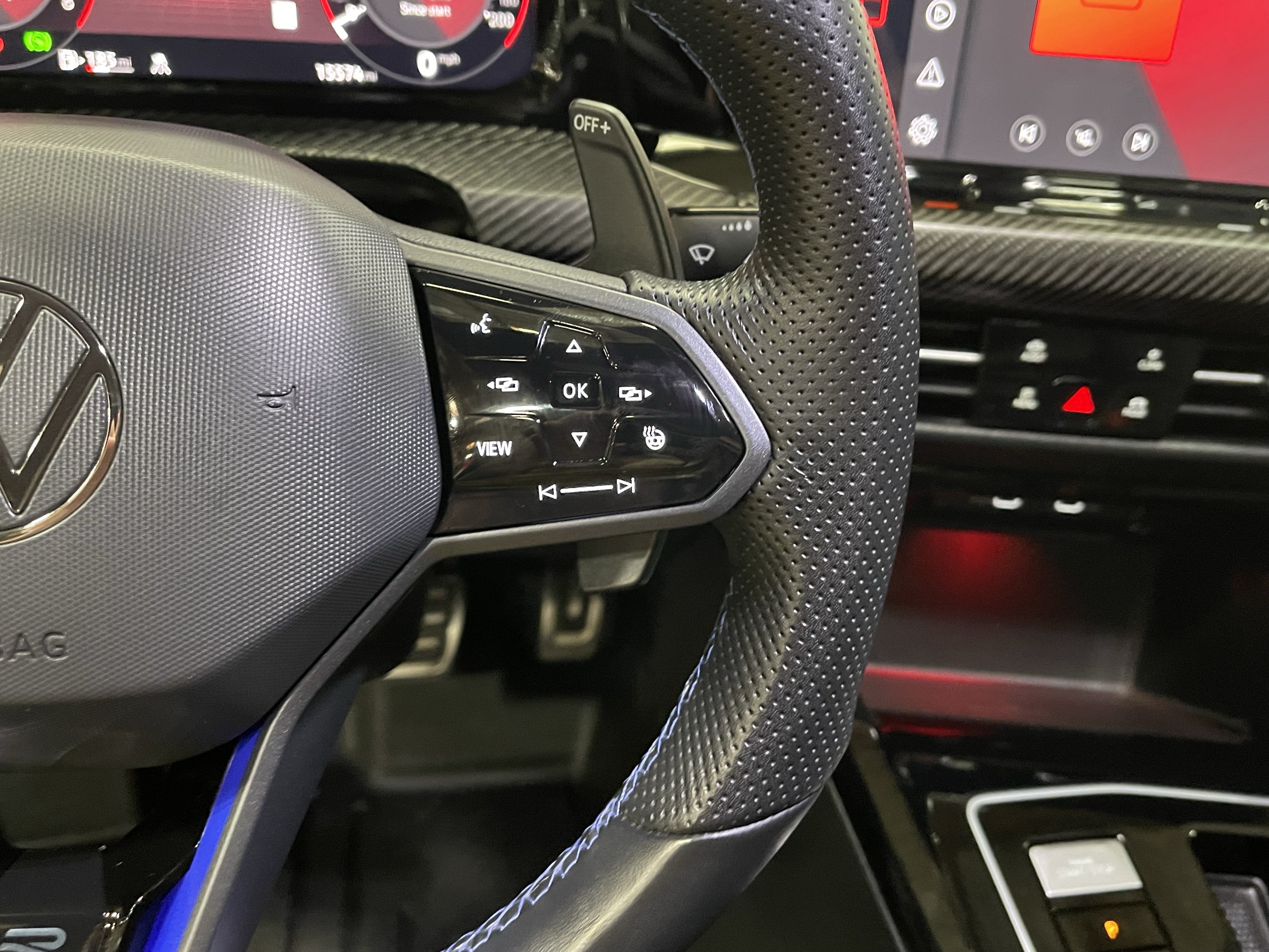 2024 Volkswagen Golf R 2.0T