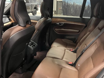 2024 Volvo XC90 B6 Plus Bright Theme