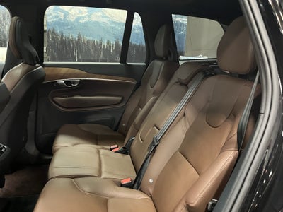 2024 Volvo XC90 B6 Plus Bright Theme