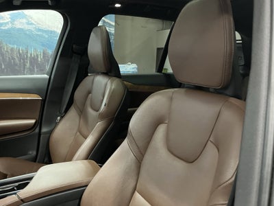 2024 Volvo XC90 B6 Plus Bright Theme