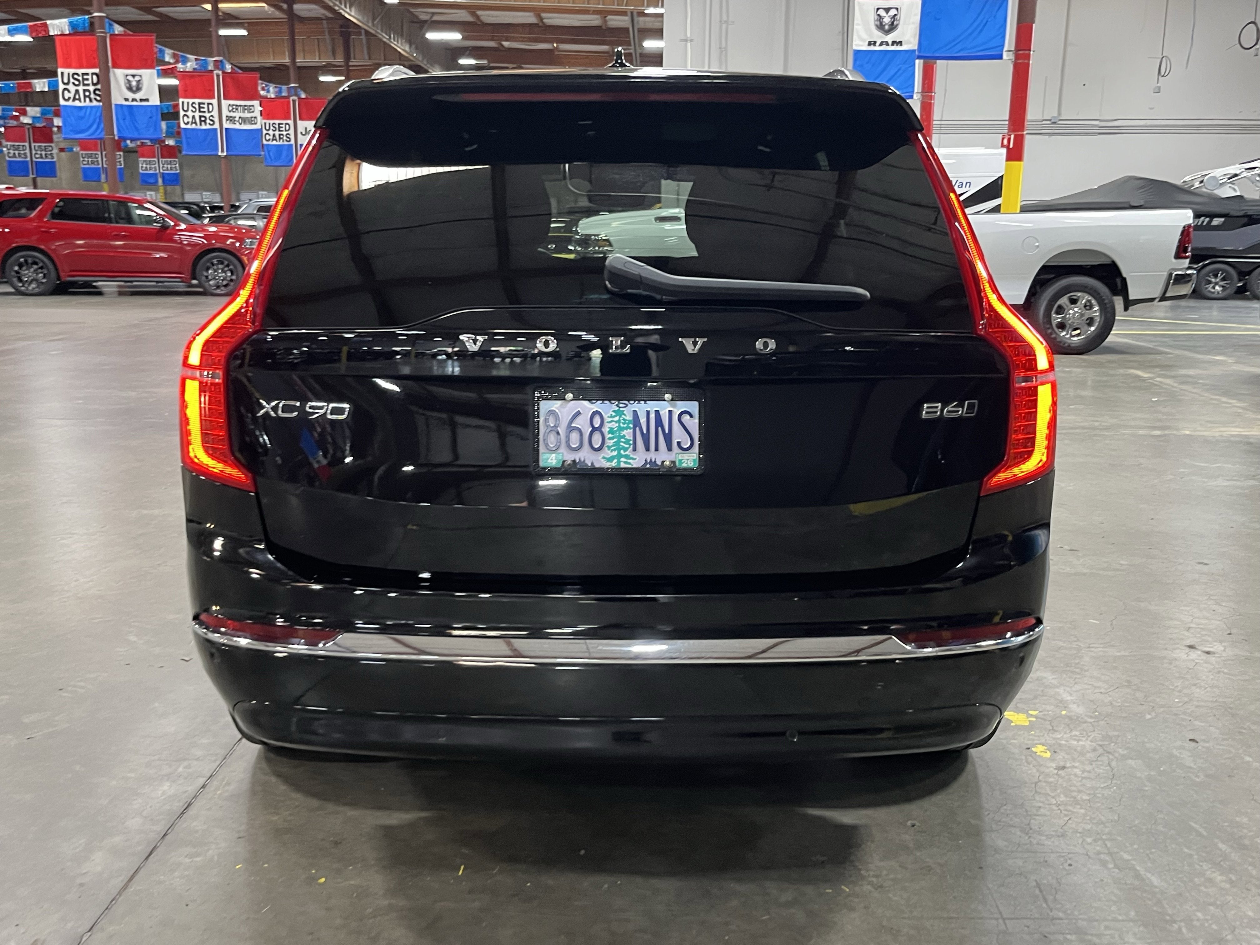 2024 Volvo XC90 B6 Plus Bright Theme