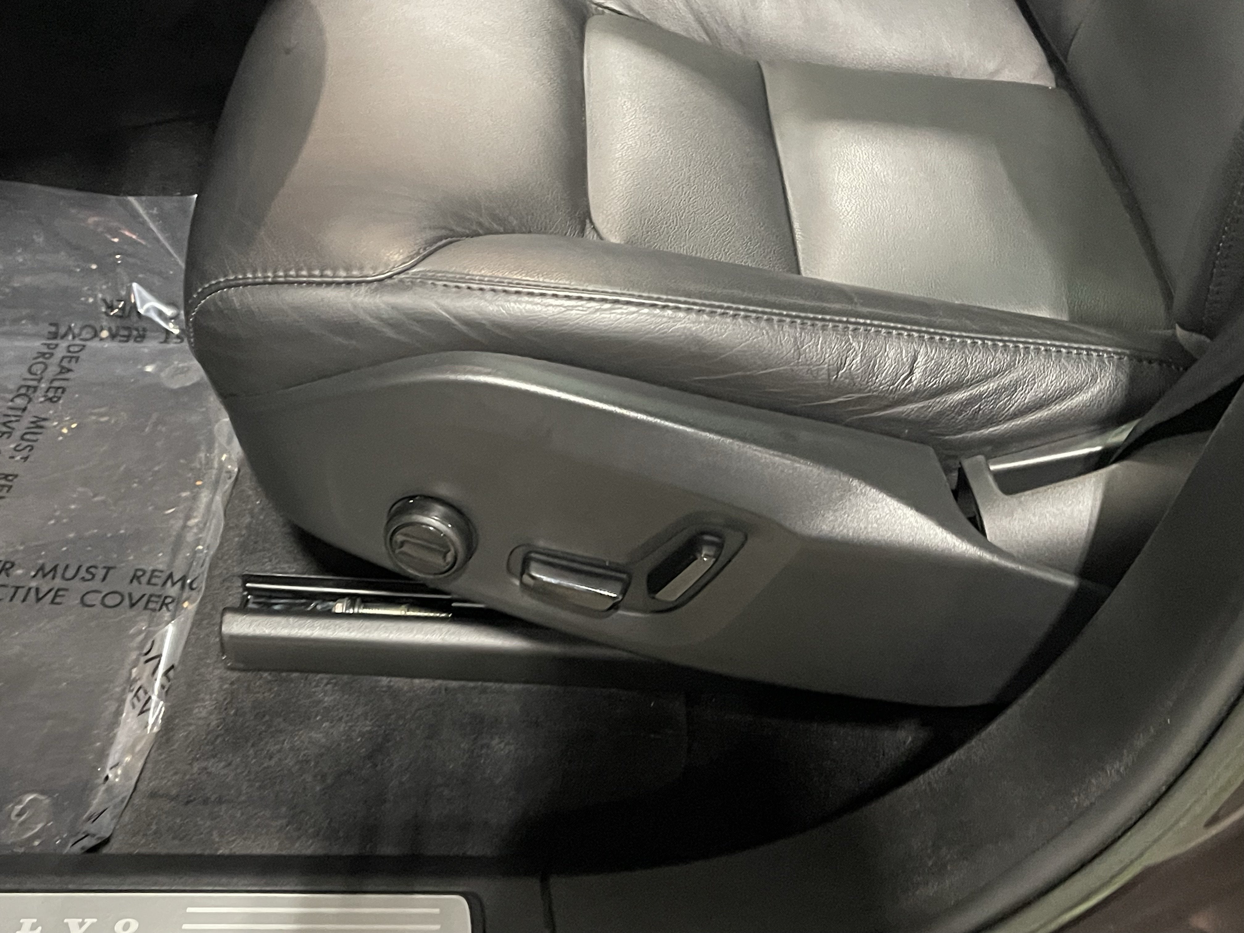 2023 Volvo XC90 B5 Core