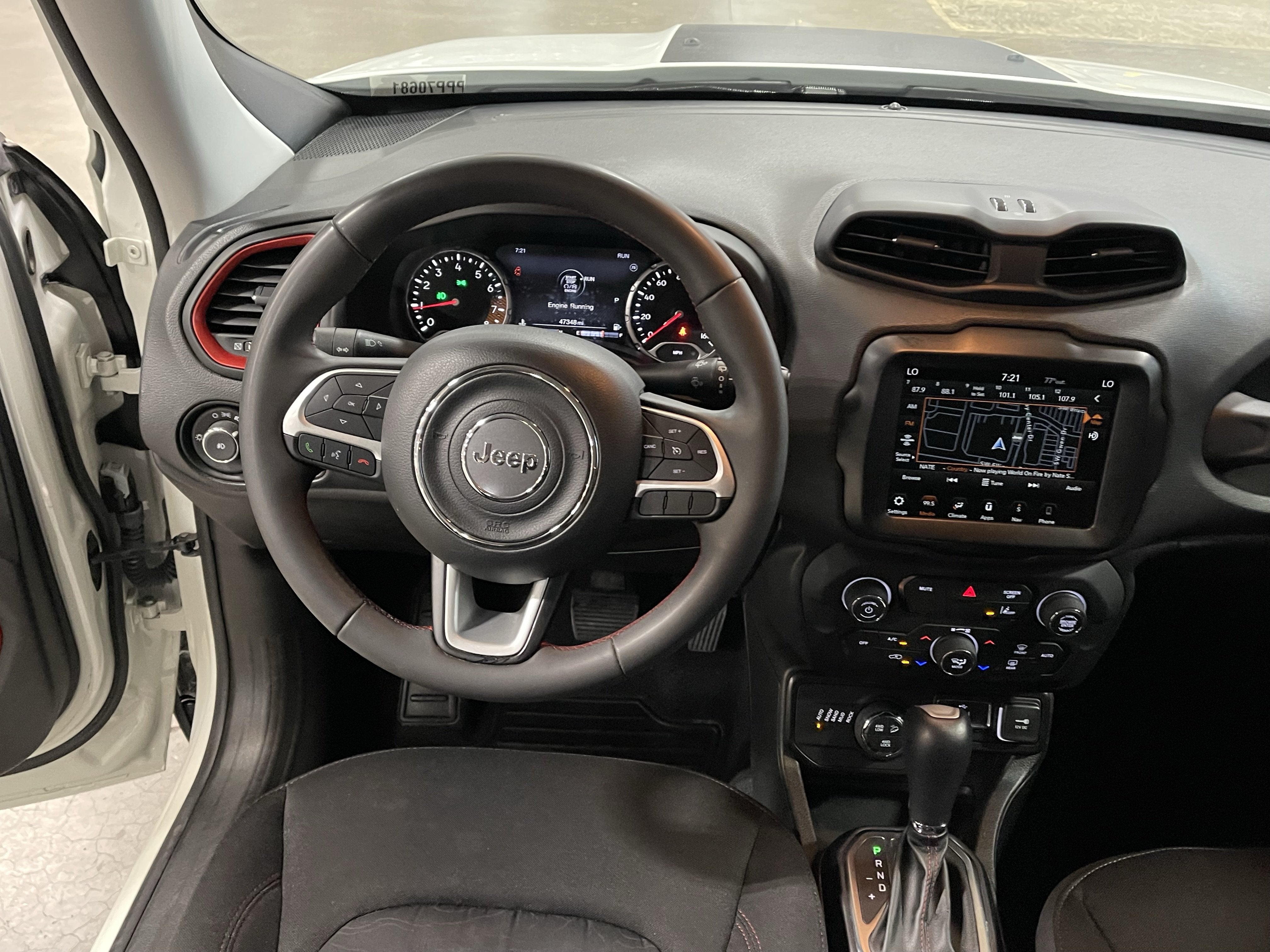 2023 Jeep Renegade Trailhawk