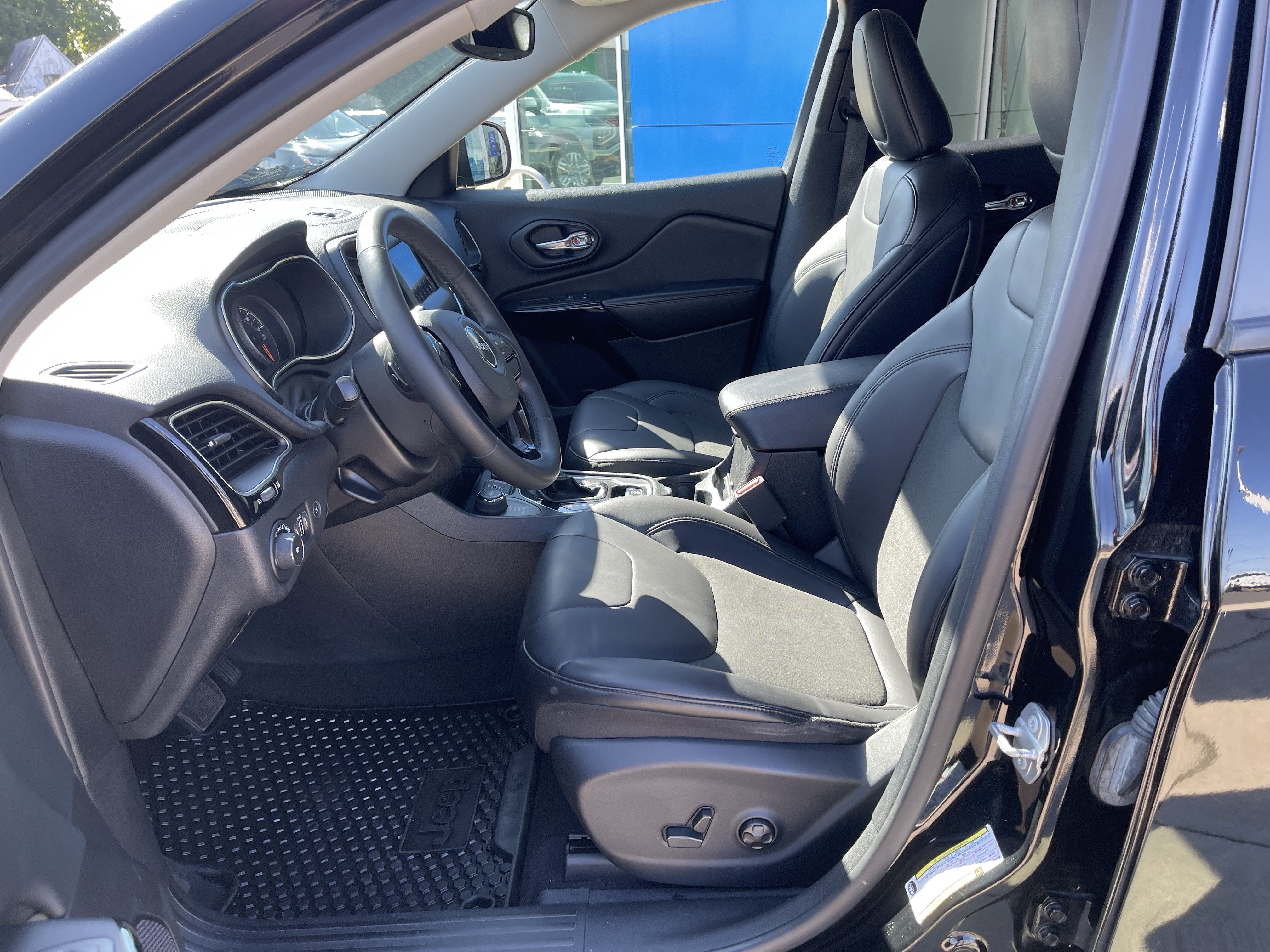 2019 Jeep Cherokee Altitude
