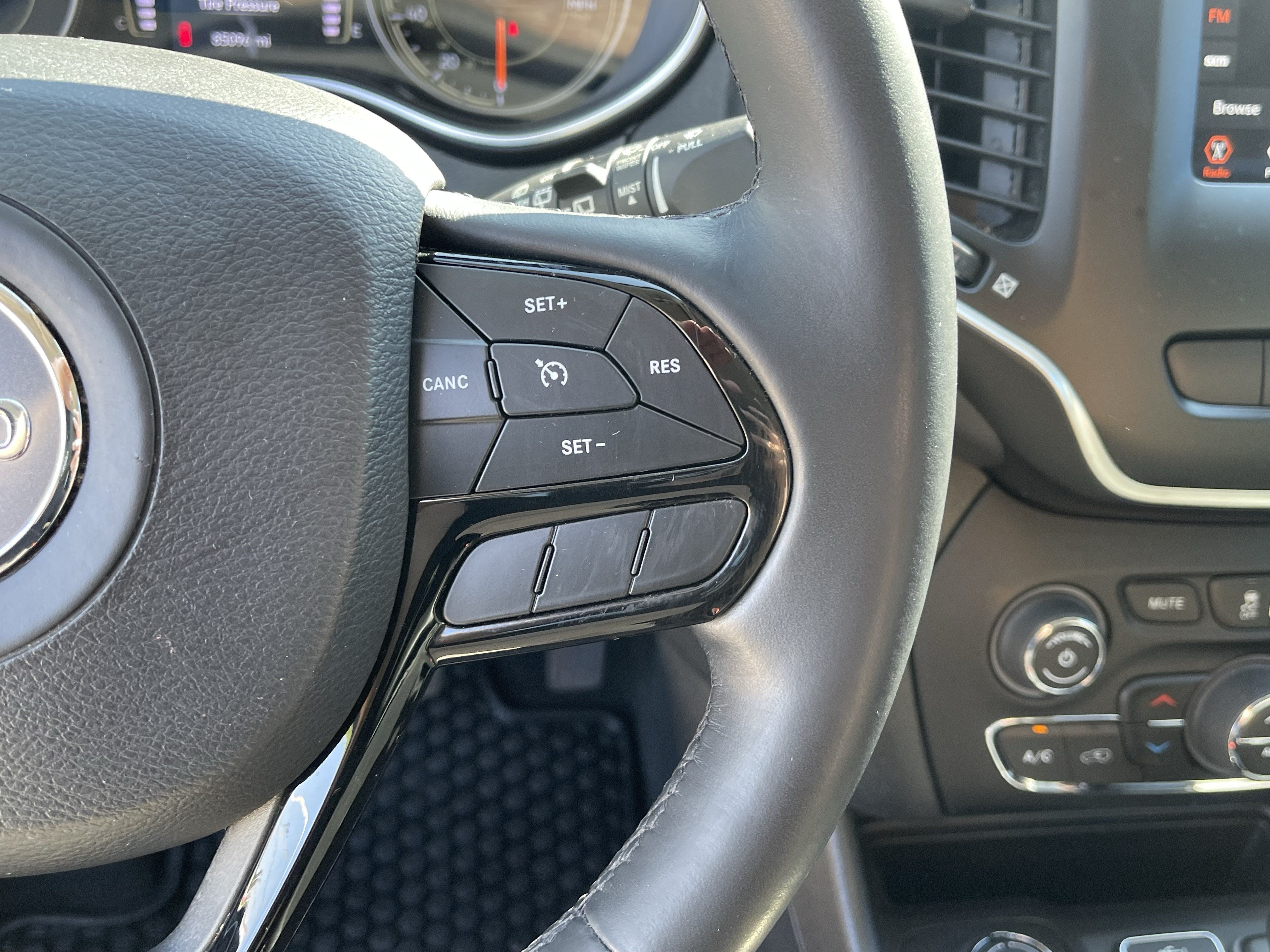 2019 Jeep Cherokee Altitude