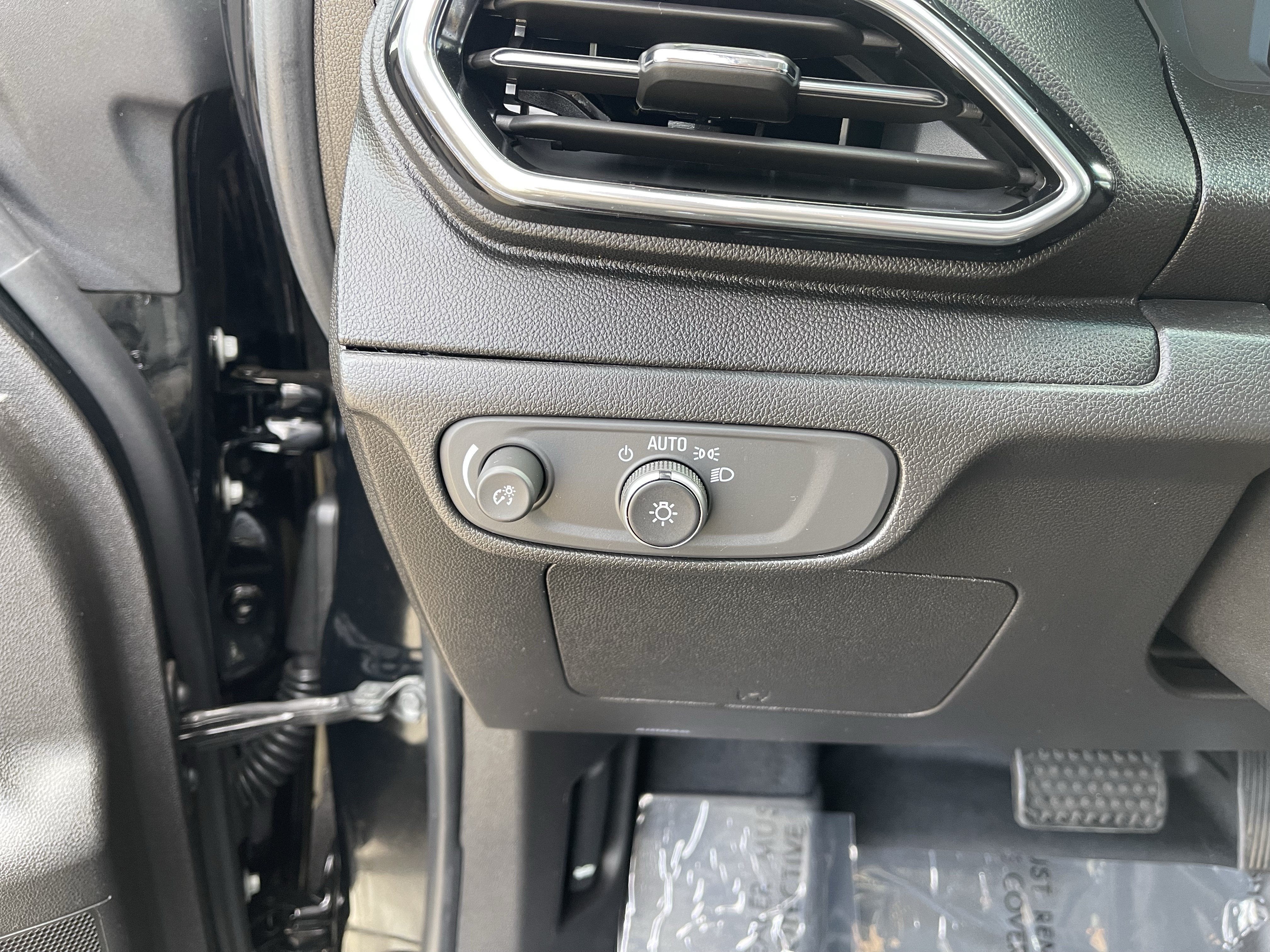 2023 Chevrolet Bolt EV 2LT