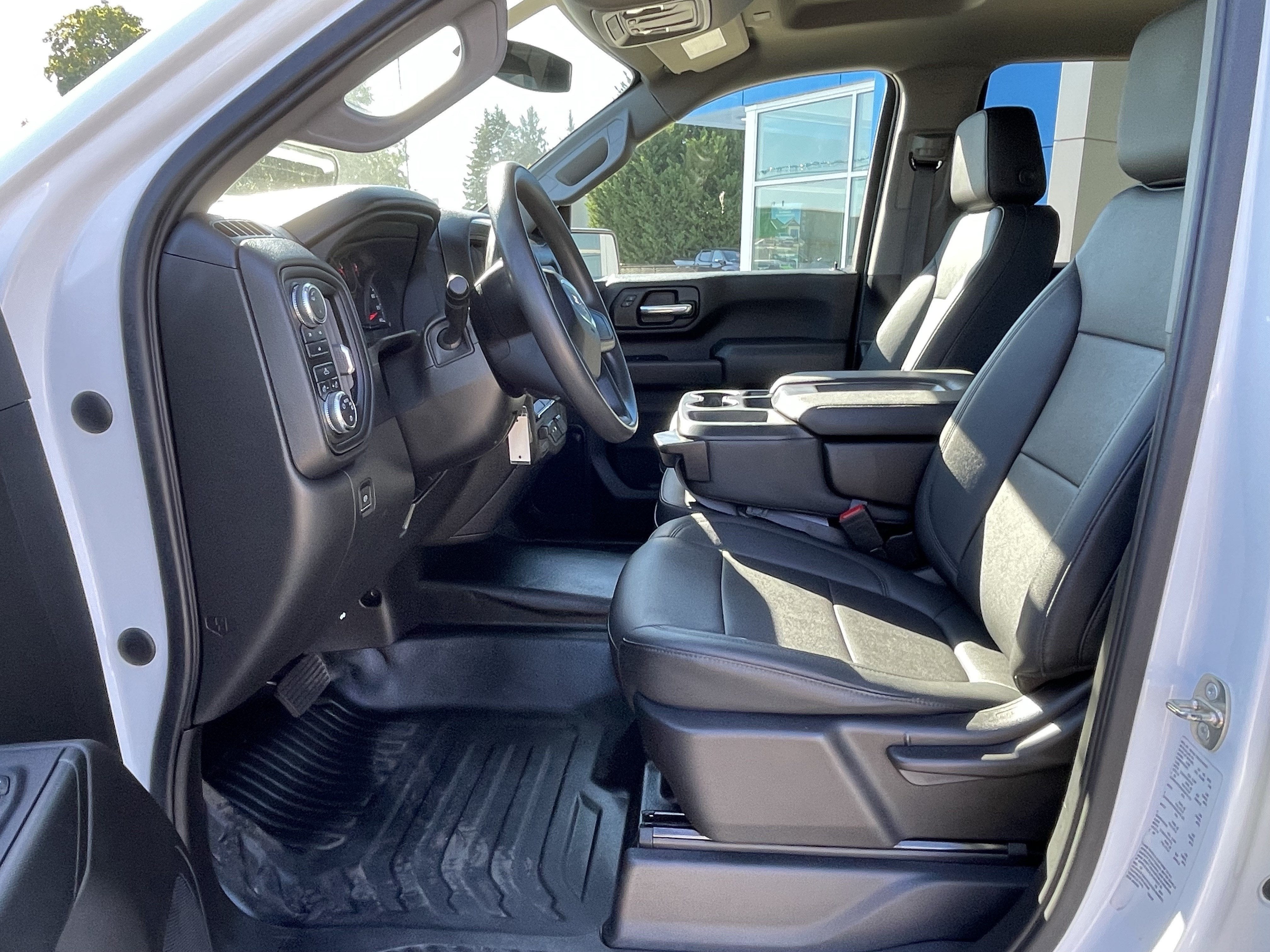 2023 GMC Sierra 2500HD Pro