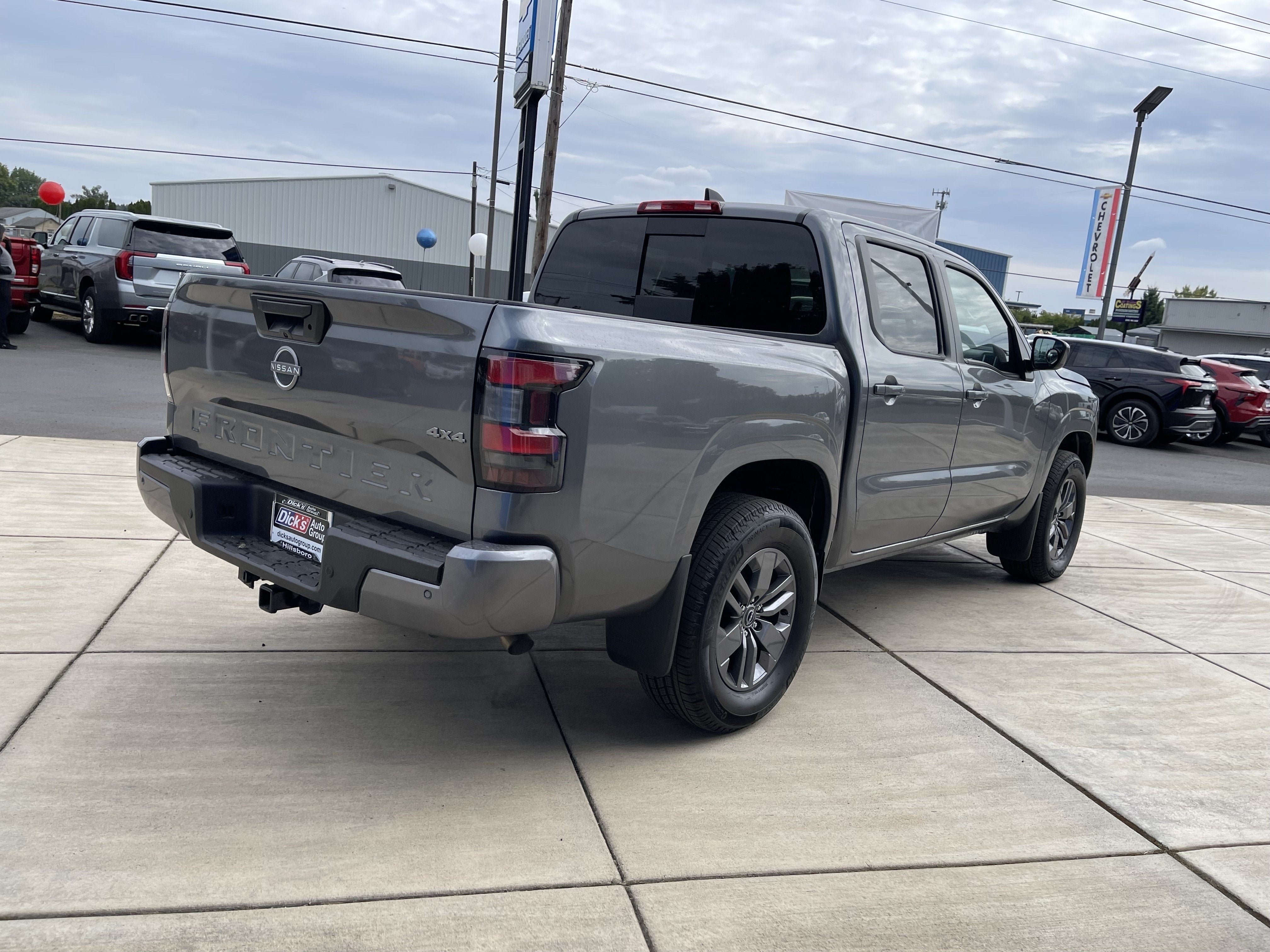 2025 Nissan Frontier SV