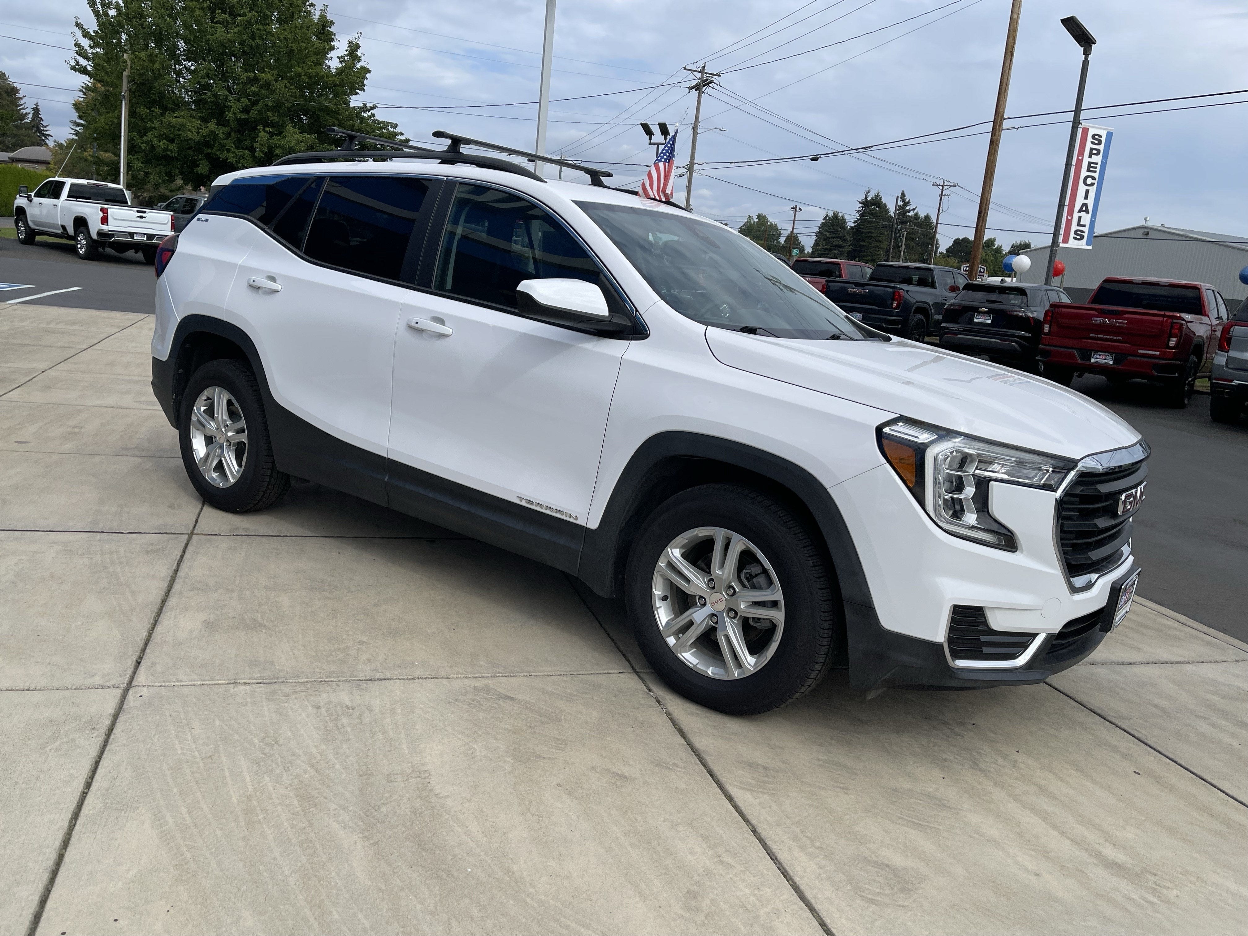 2022 GMC Terrain SLE
