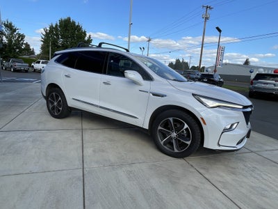 2022 Buick Enclave Essence